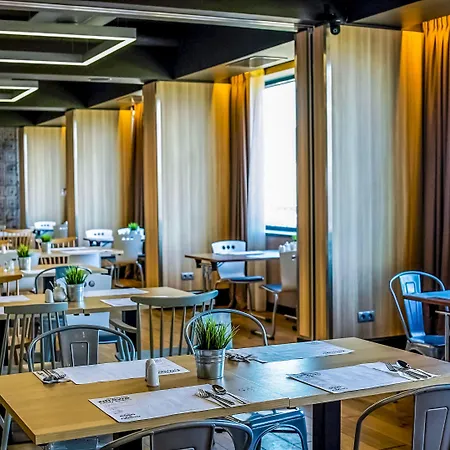 Hotel Centrum 3*