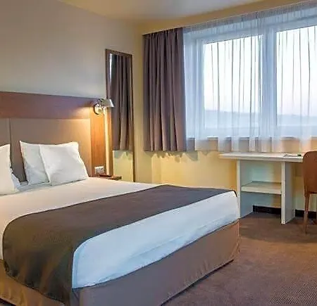 فندق Centrum 3*