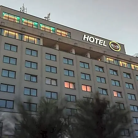 Centrum نوفه تارخ