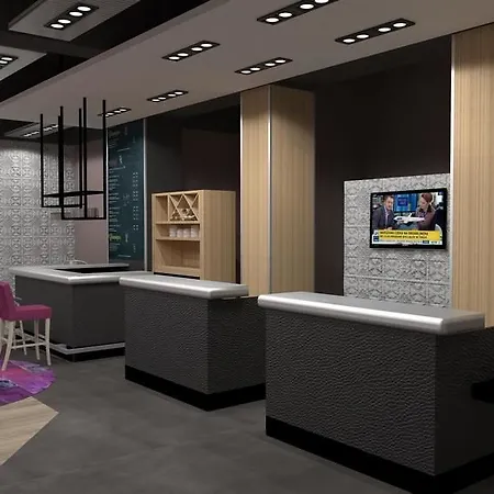 فندق Centrum 3*