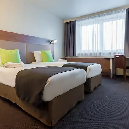 فندق Centrum 3*